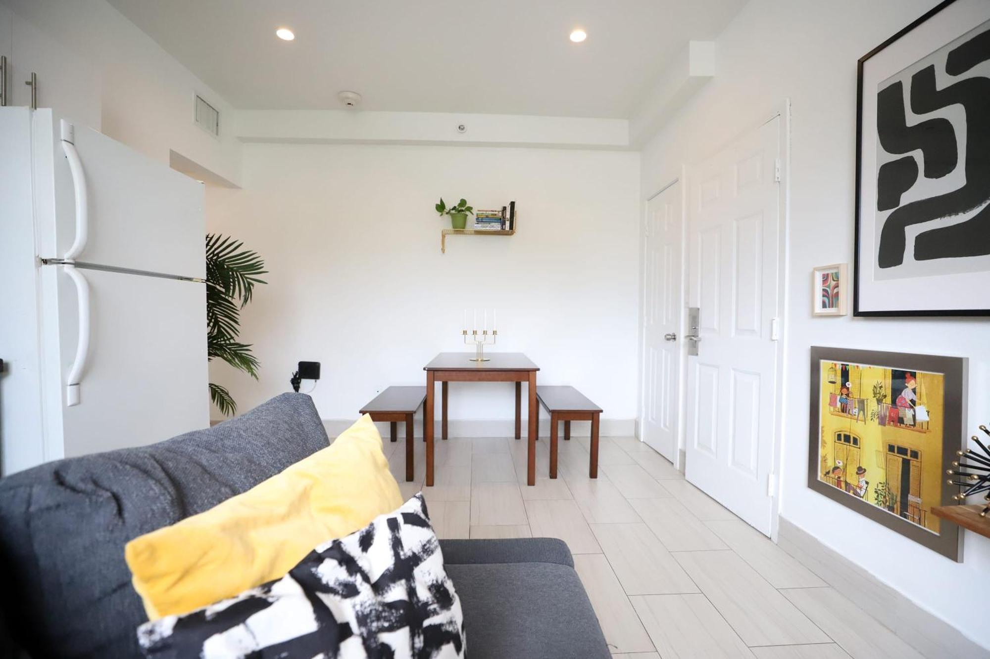 2 Bedroom Apartment 3 Minute Walk To South Beach & Ocean Drive Miami Beach Buitenkant foto