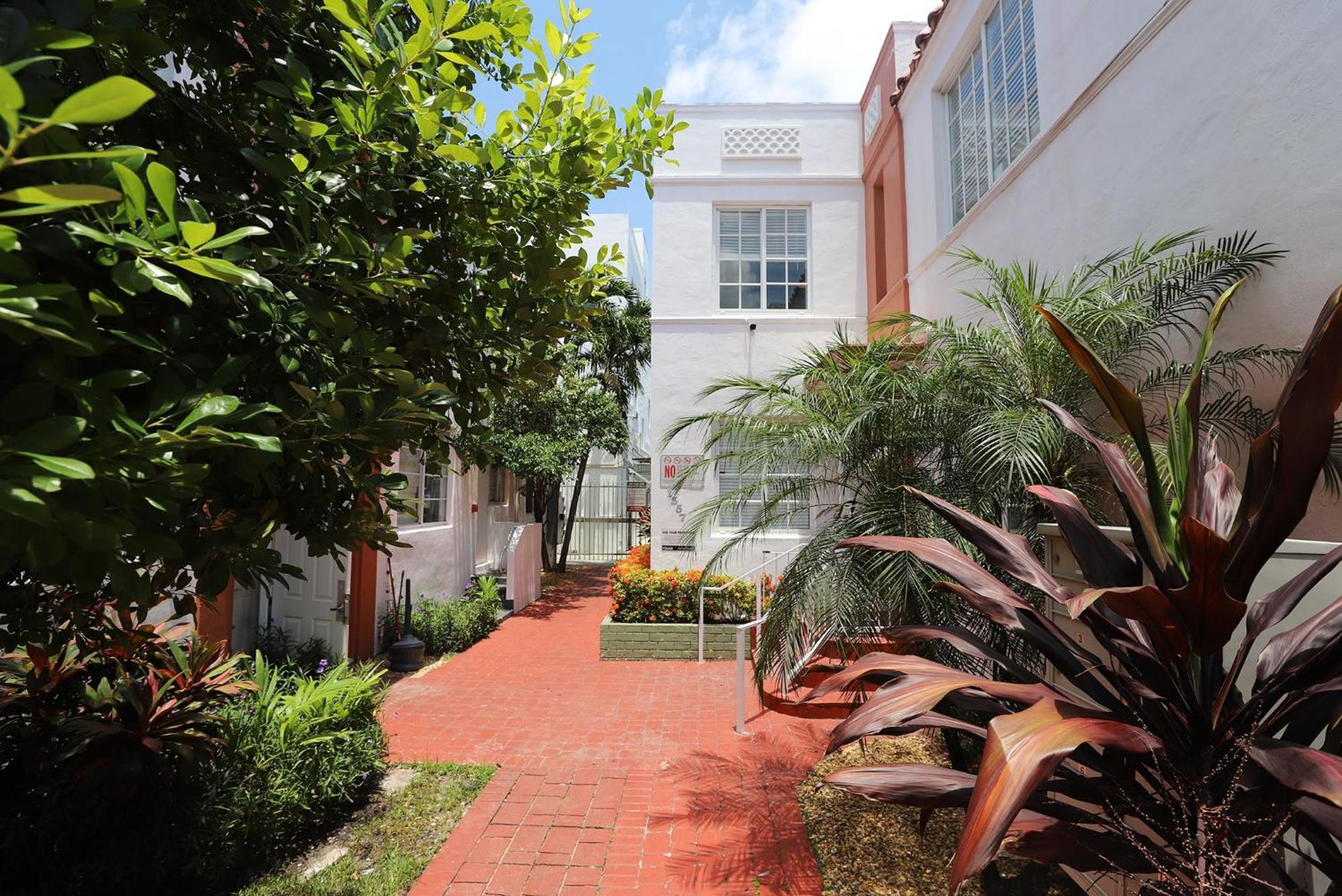 2 Bedroom Apartment 3 Minute Walk To South Beach & Ocean Drive Miami Beach Buitenkant foto